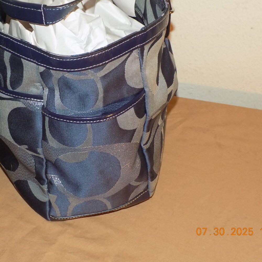 Coach Gallery Optic Signature Metallic Blue Silver Tote 19664 - Picture 3 of 8